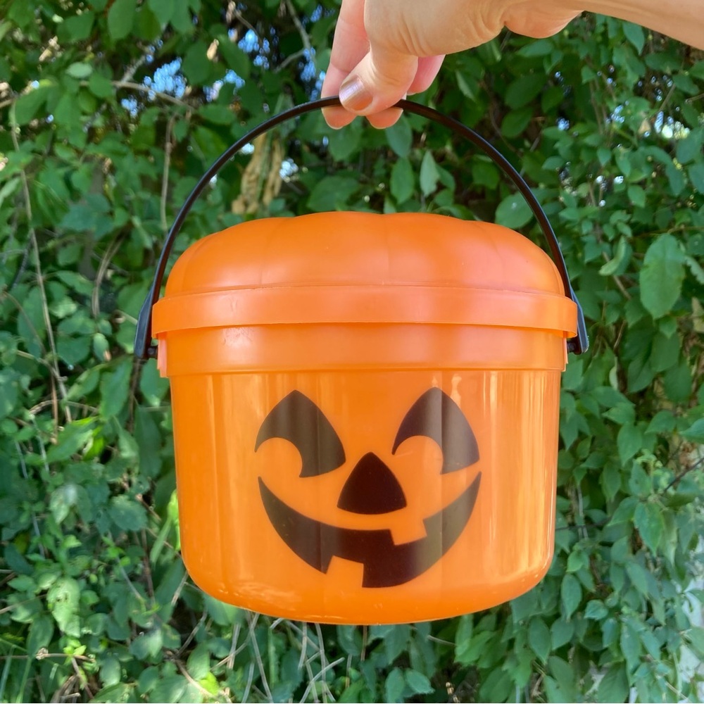 1986 McPunk’n Halloween Candy Bucket